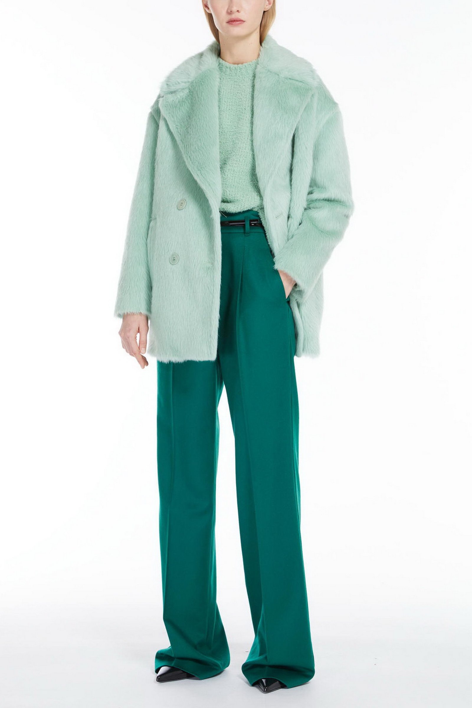 Hotel Kalinga Vestiti Zara Inverno 2022 Hotel Kalinga Zara